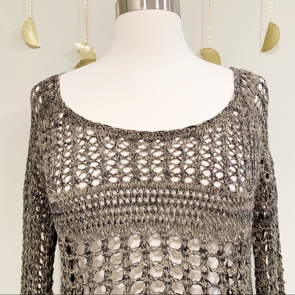 Free People Crochet Top With Bell Sleeves. - Picture 3 of 7